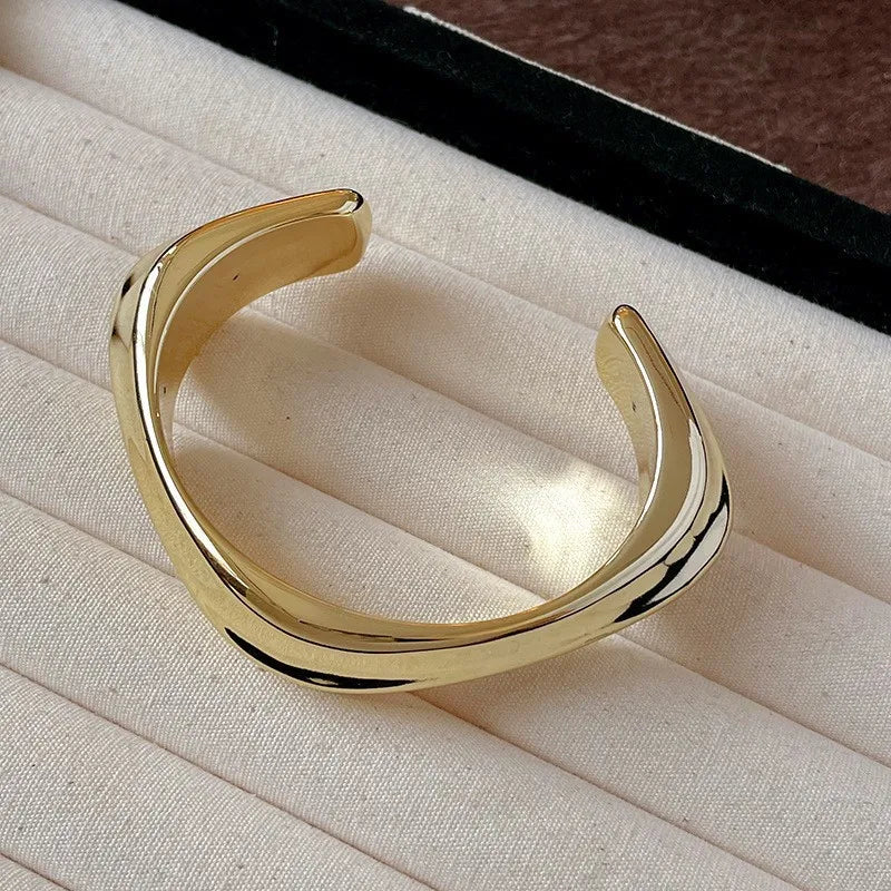 Irregular Geometric Glossy Opening Bangle