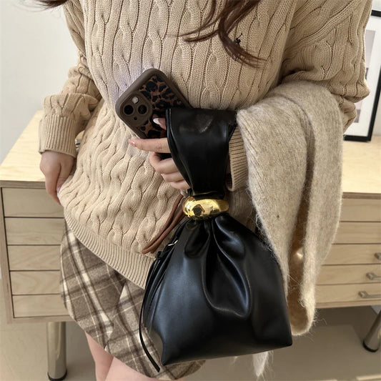 The Sculptural Ring Pouch