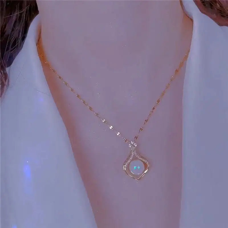 Elegant Beaded Pearl Necklace Women