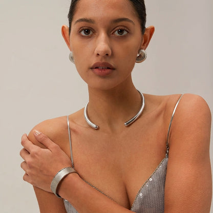 Sculptural Minimalist Glossy Collar Necklace