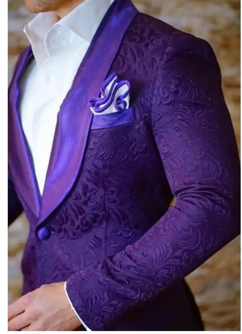 Classic Elegance Men’s Suit