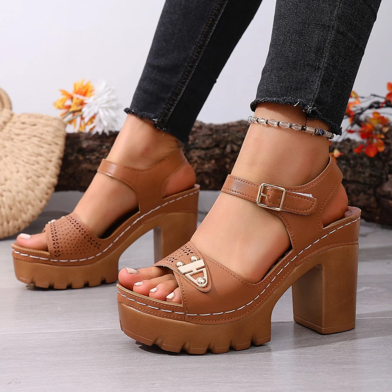 Chic Adjustable Strap Wedge Sandals