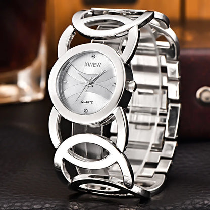 Ladies Circle Design Wristwatch