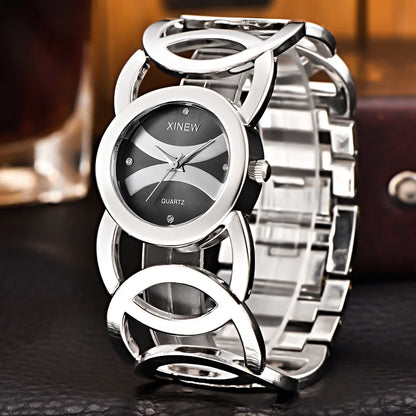 Ladies Circle Design Wristwatch