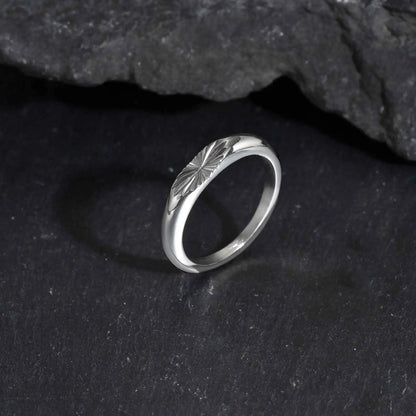 Starburst Sunray Signet Ring