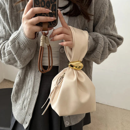 The Sculptural Ring Pouch