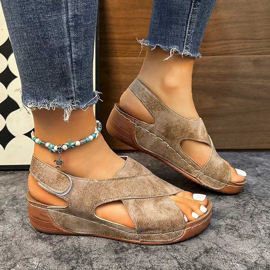 Casual Style Colorblock Wedge Sandals