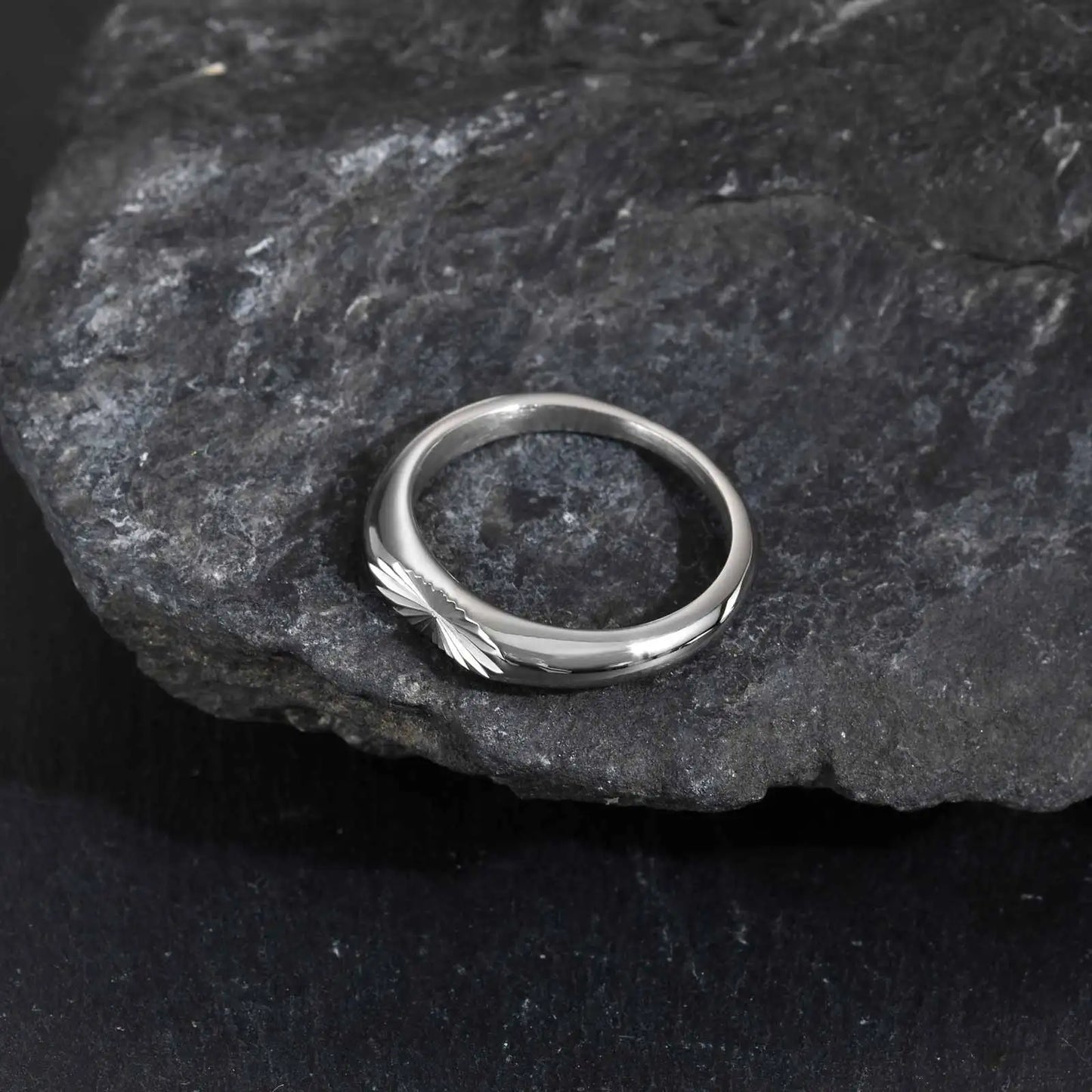 Starburst Sunray Signet Ring