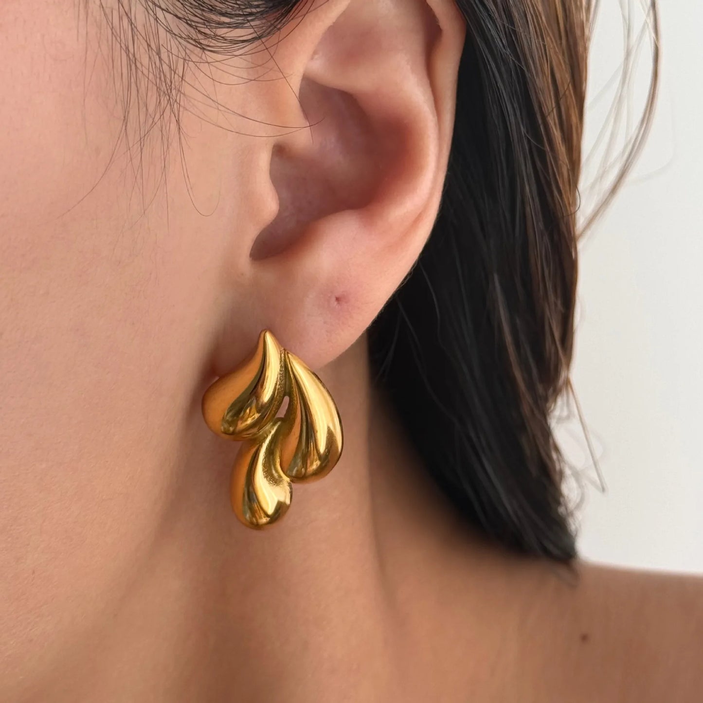 Golden Waterdrop Earrings