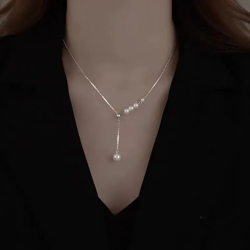 Elegant Beaded Pearl Necklace Women