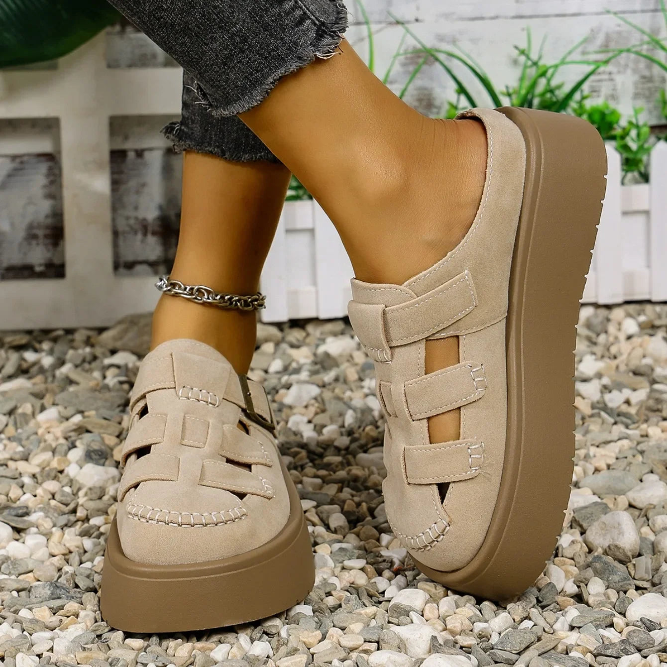Woven Trail Platform Fisherman Sandals