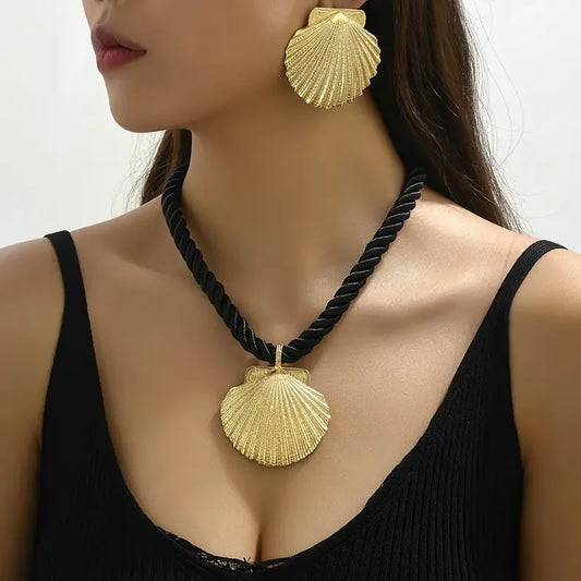 Golden Coastal Breeze Jewelry Set