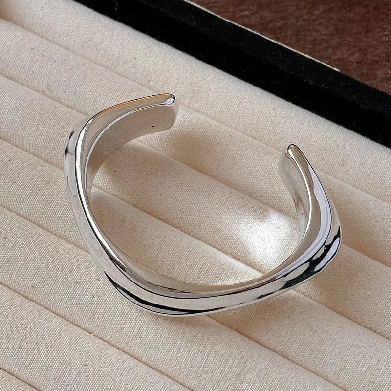 Irregular Geometric Glossy Opening Bangle