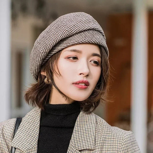 Elegant Winter Wool Beret