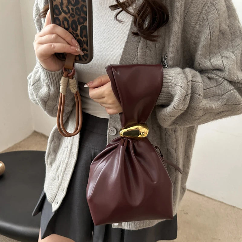 The Sculptural Ring Pouch
