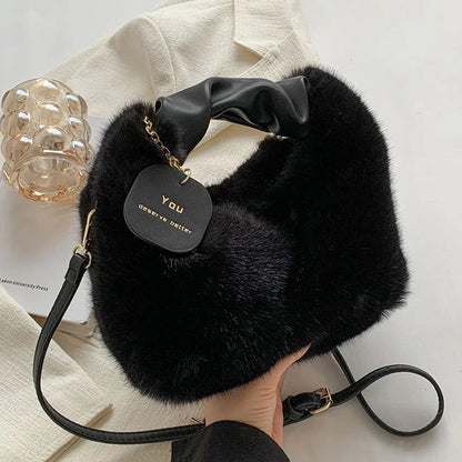 The Sculptural Ring Pouch