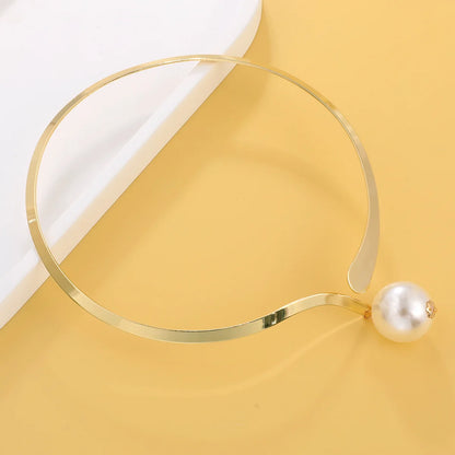 Luxe Pearl Statement Choker