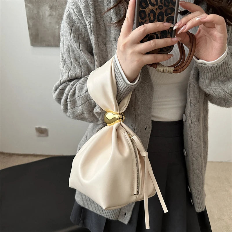 The Sculptural Ring Pouch