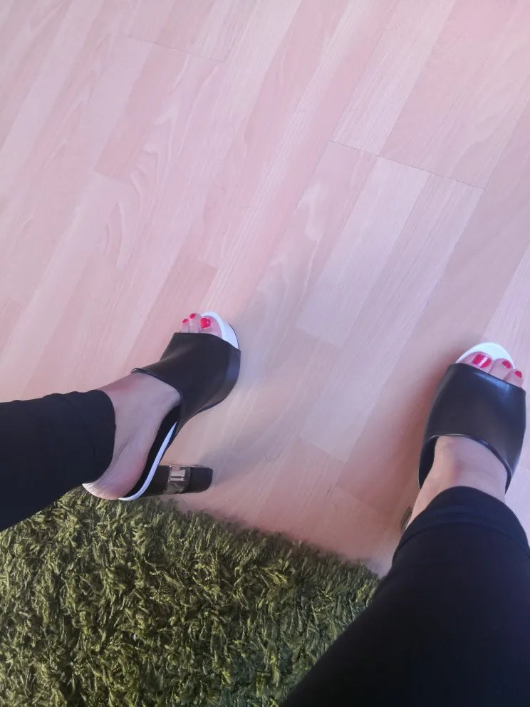 Peep Toe Block Heeled Sandals