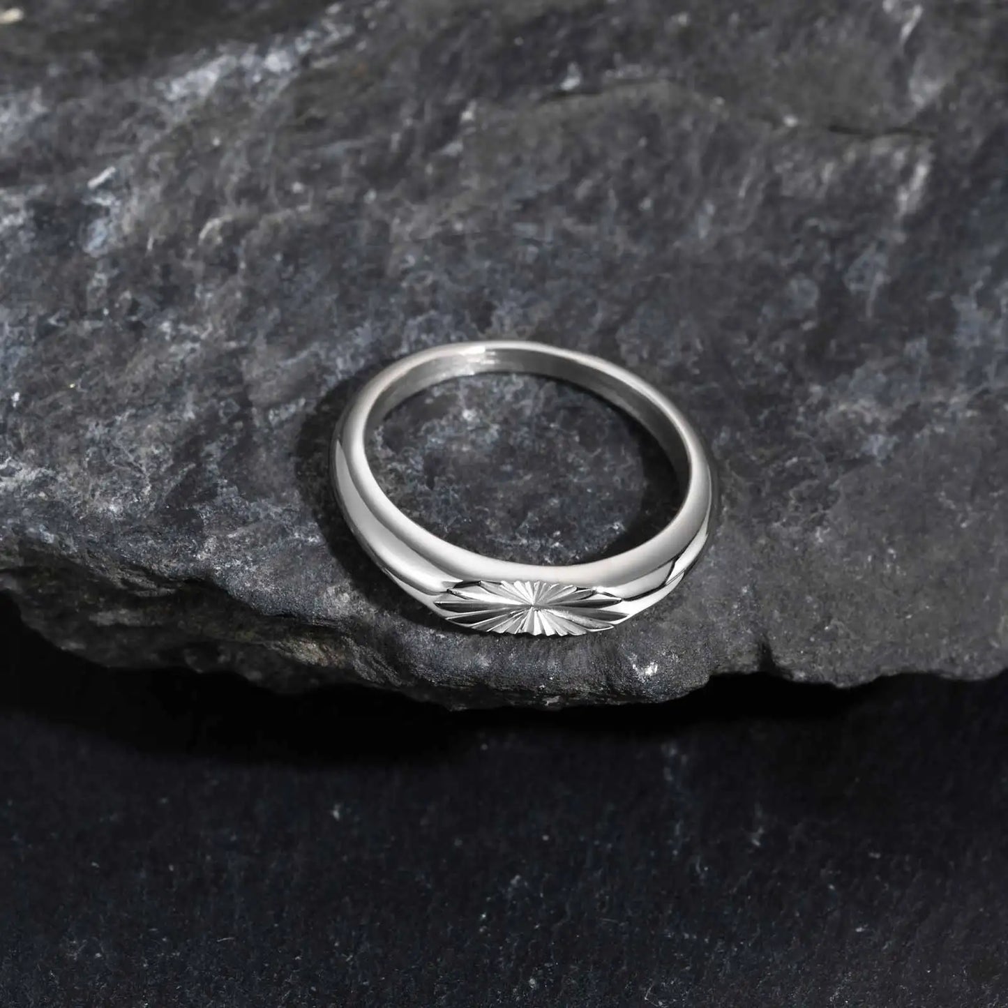 Starburst Sunray Signet Ring