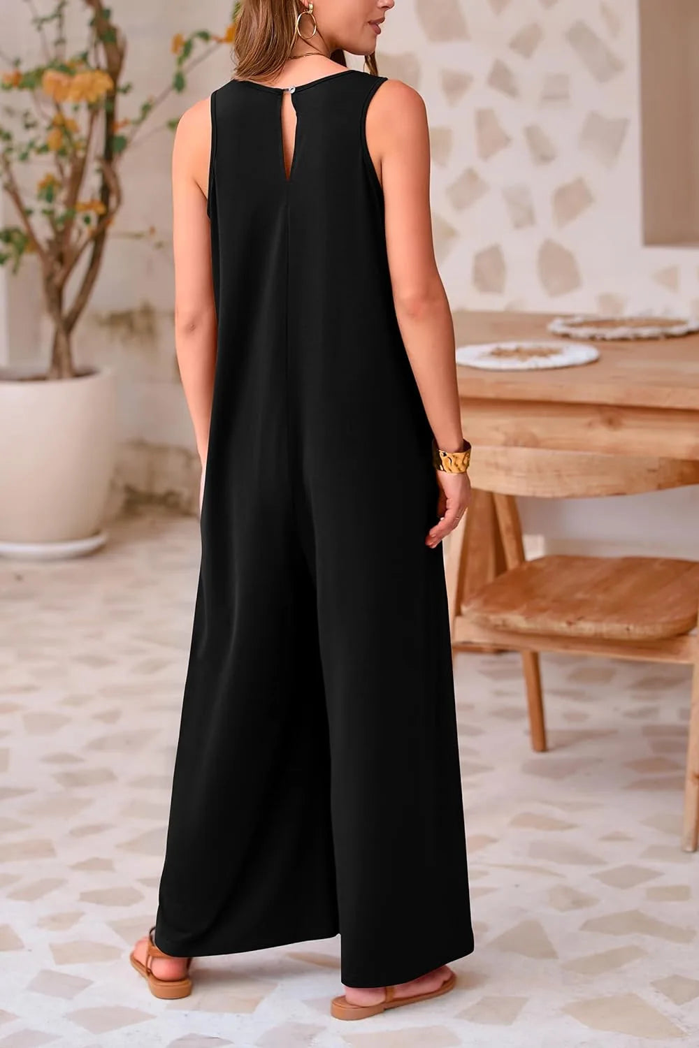 Chic Sleeveless Casual Jumpsuit