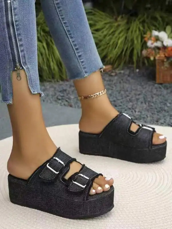 Chic Mid-Heel Summer Sandals