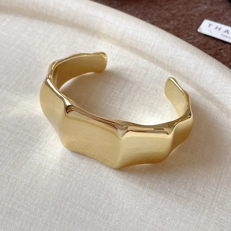 Irregular Geometric Glossy Opening Bangle