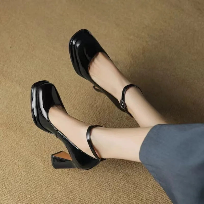 Elegant Square Toe Dress Heels black glossy finish