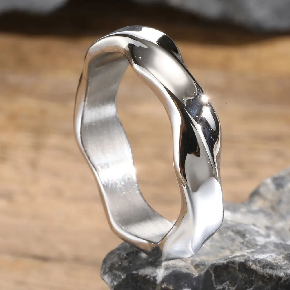 Men's fashion ring with organic sculptural wave silhouette