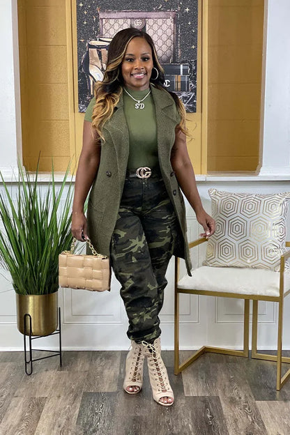 Women's Camouflage Cargo Pants in Green and Black